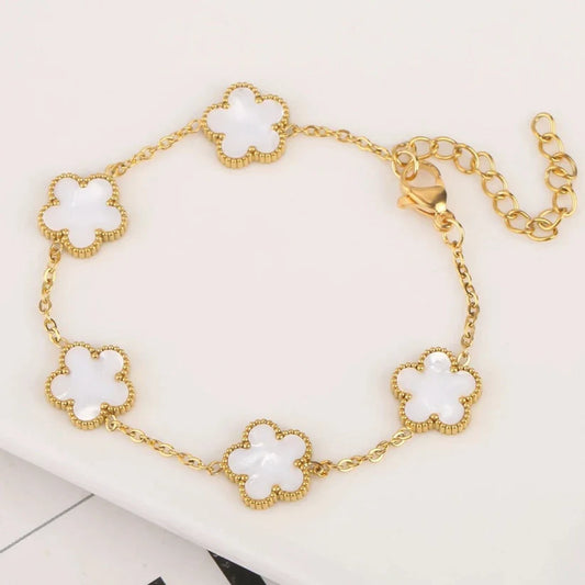 Luxora Clover Bracelet