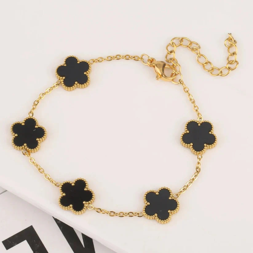 Luxora Clover Bracelet